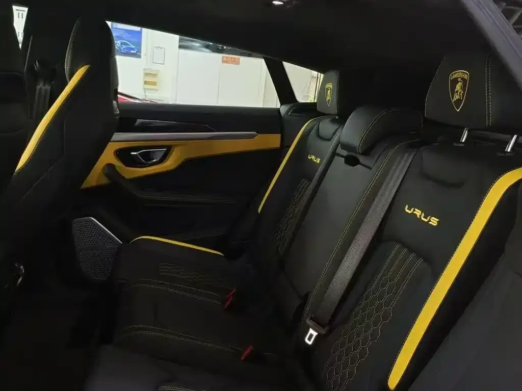 Lamborghini Urus — фото 2