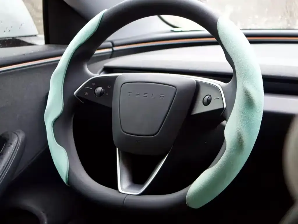 Tesla Model 3 — фото 6