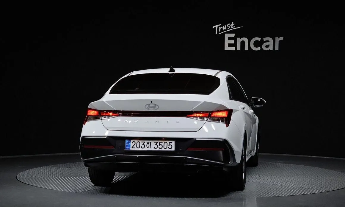 Hyundai AVANTE — фото 4