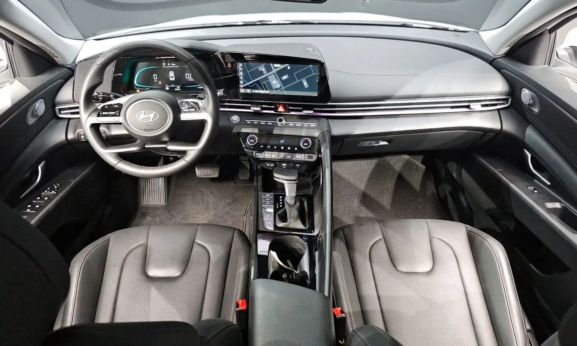 Hyundai AVANTE — фото 7