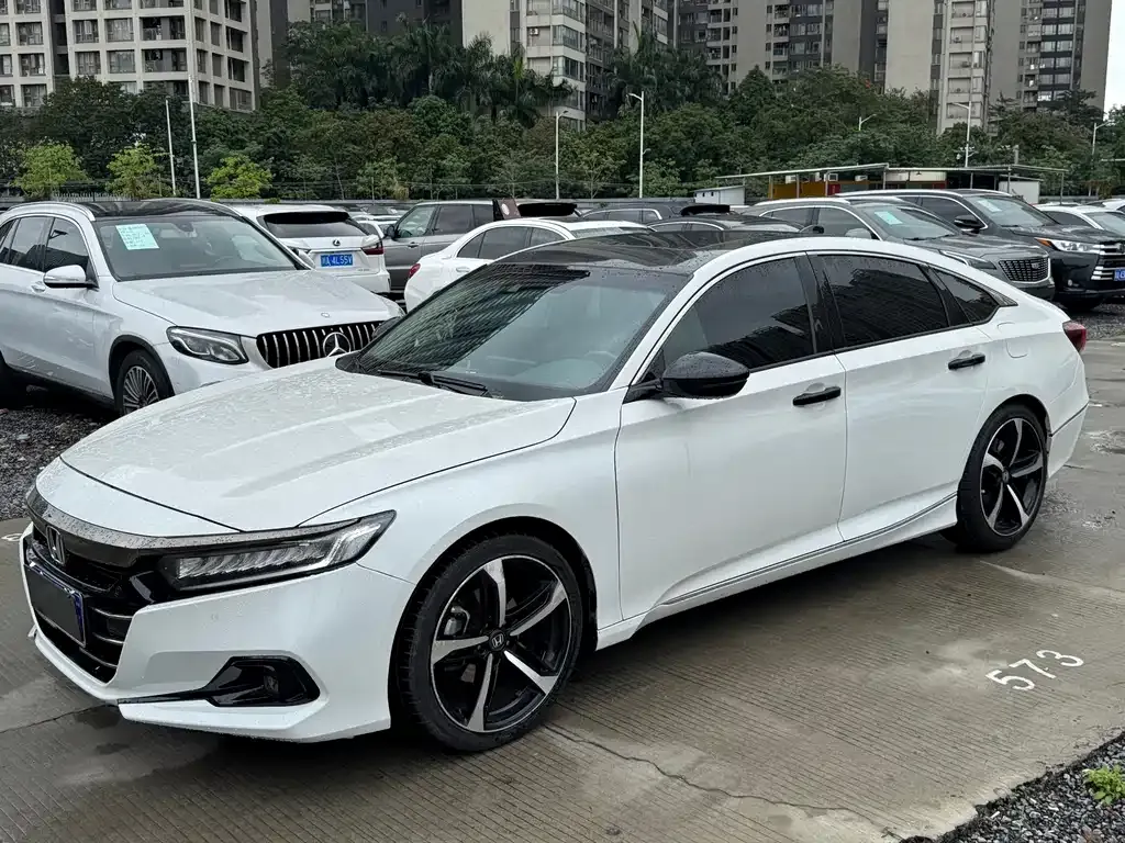 Honda Accord 2023 из CN, фото 9