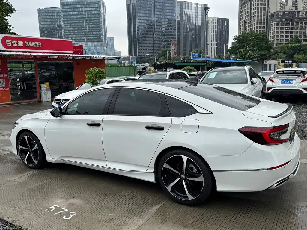 Honda Accord 2023 из CN, фото 5