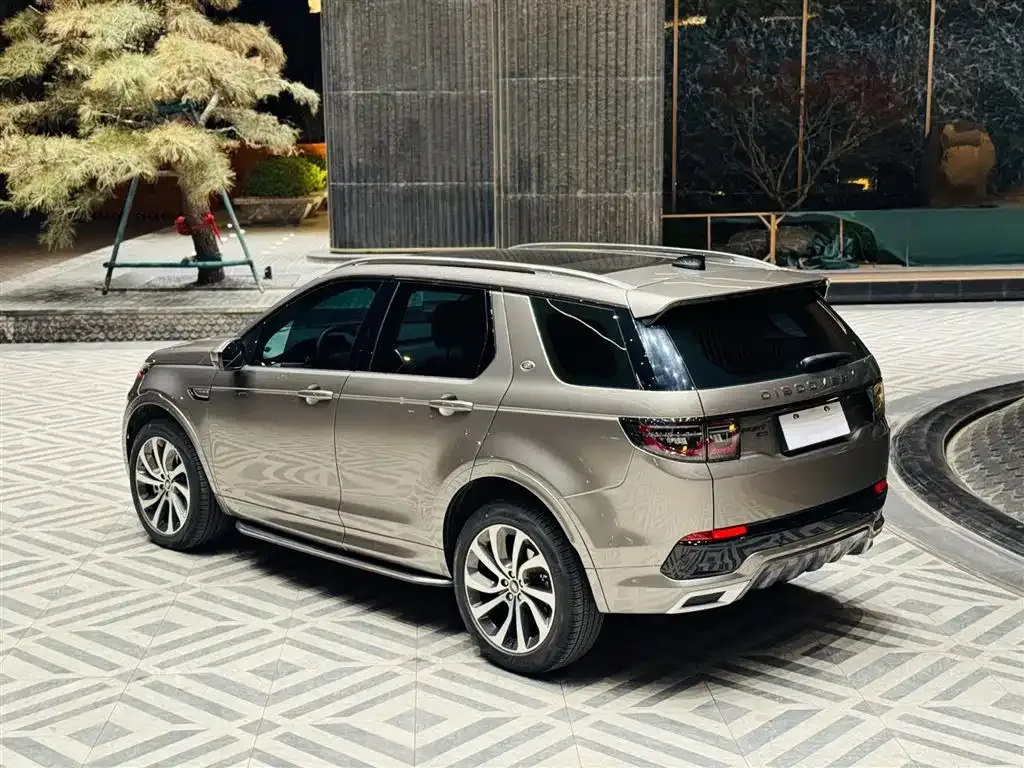 Land Rover Discovery Sport — фото 6
