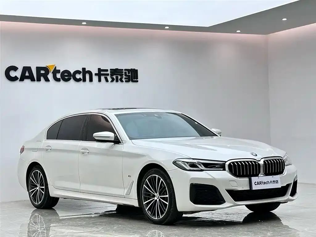 BMW 5 Series — фото 5