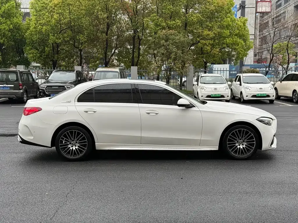 Mercedes-Benz C-Class — фото 10