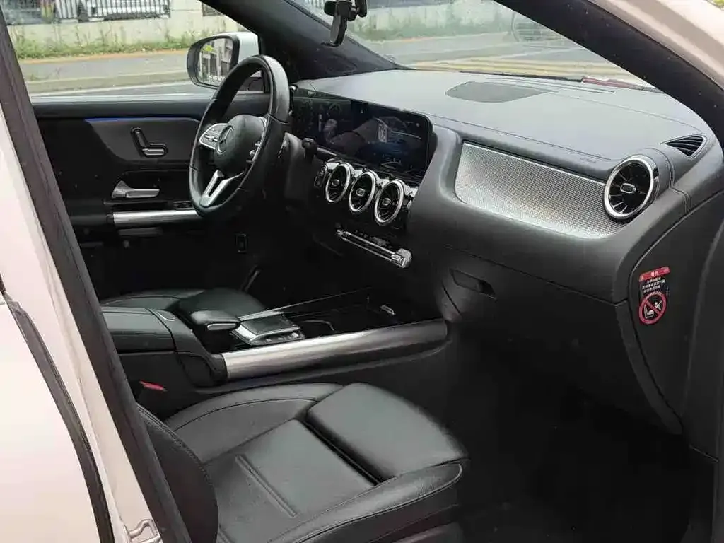 Mercedes-Benz GLA 2021 из CN, фото 3