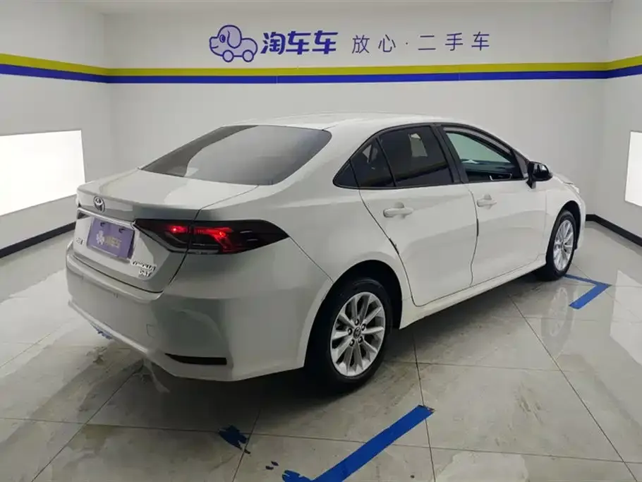 Toyota Corolla 2021 из CN, фото 2
