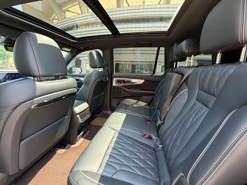 GAC Motor Trumpchi GS8 — фото 5