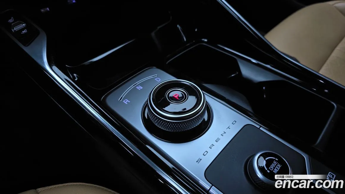 Kia Sorento — фото 10