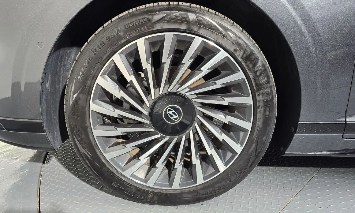 Hyundai Grandeur — фото 10