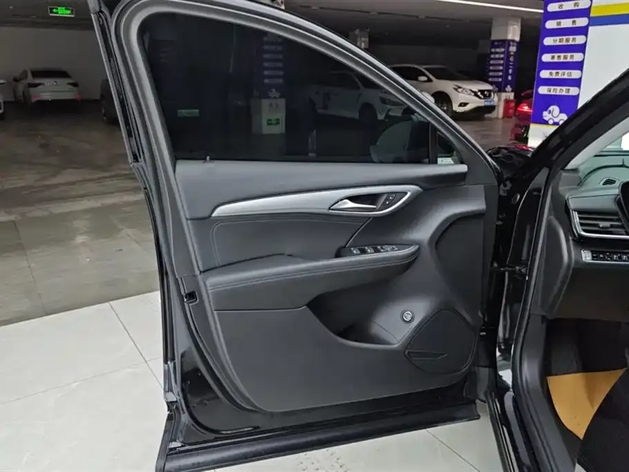 Buick Envision Plus — фото 5