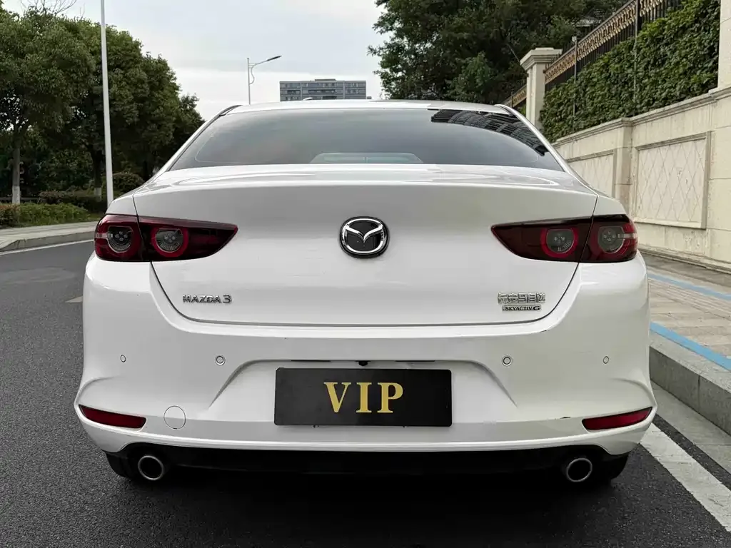 Mazda 3 Axela 2022 из CN, фото 4
