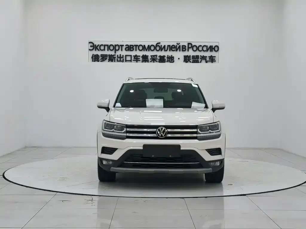 Volkswagen Tharu — фото 4