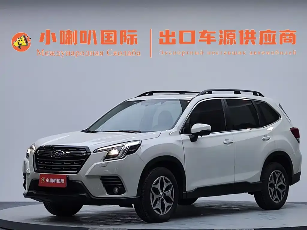 Subaru Forester — фото 1