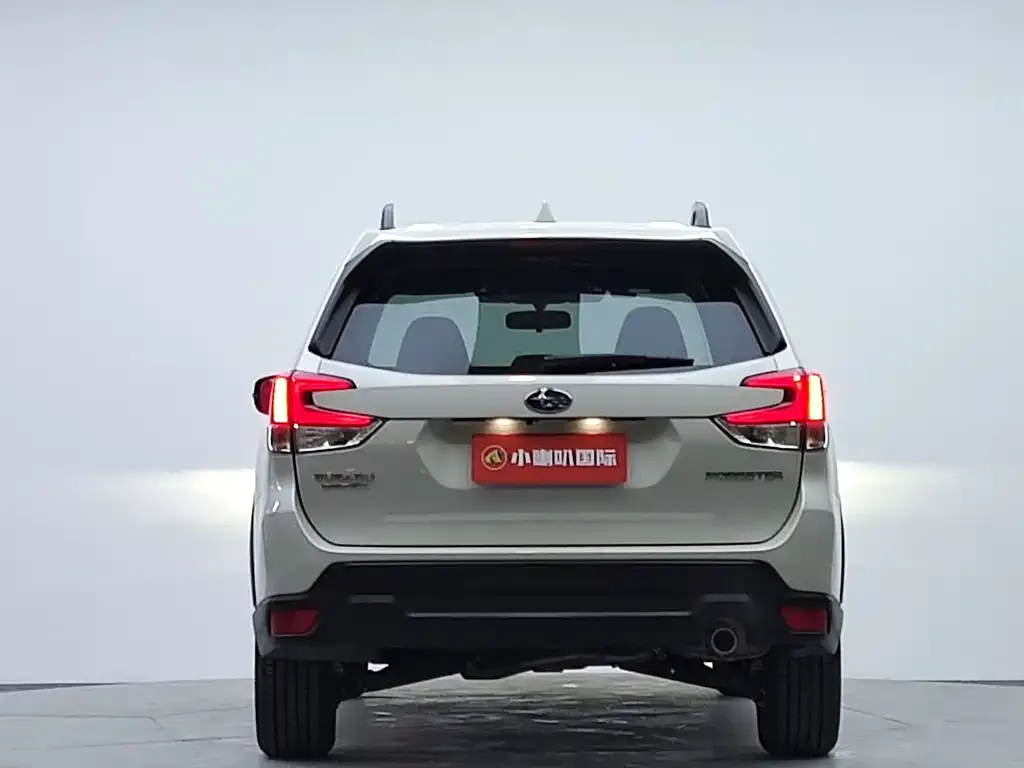 Subaru Forester — фото 7