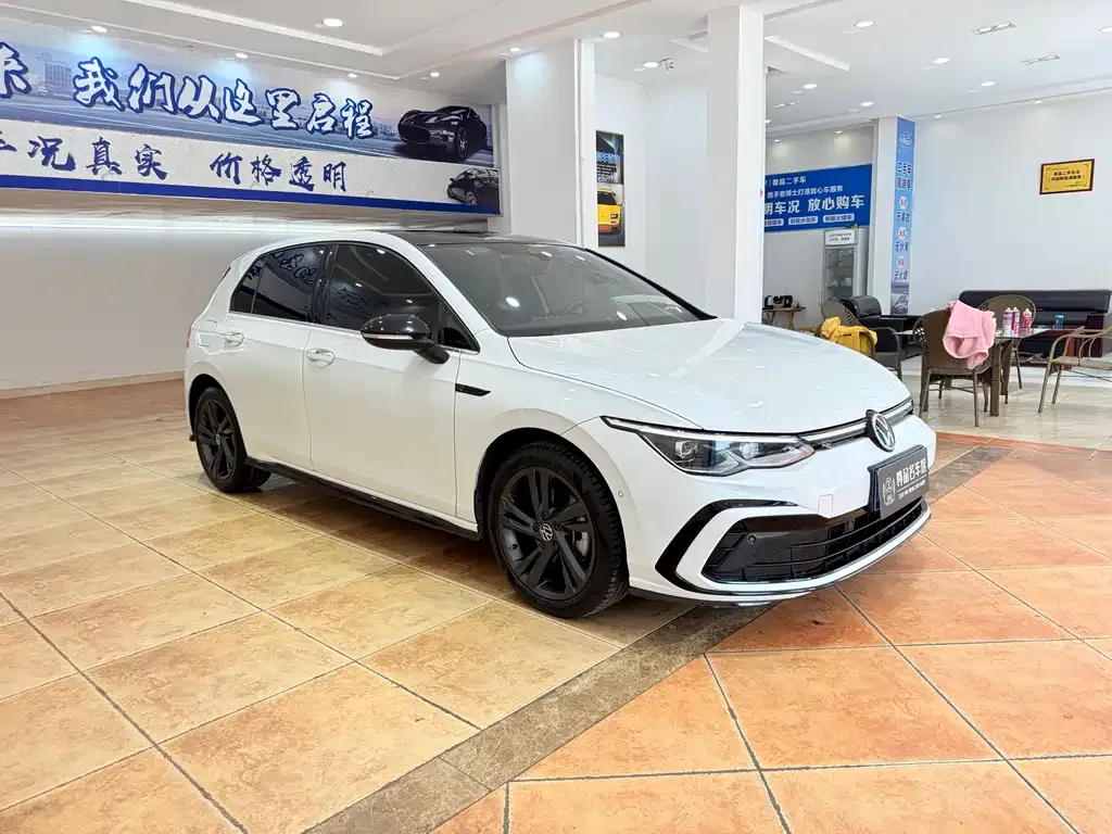 Volkswagen Golf 2021 из CN, фото 10