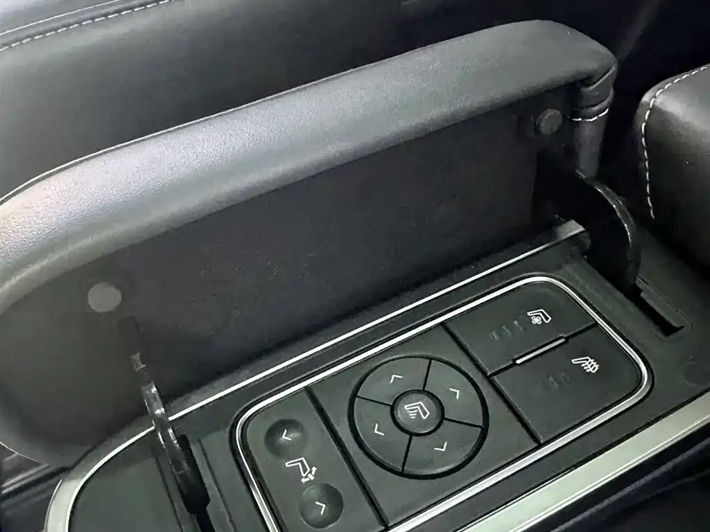 GAC Motor Trumpchi M8 — фото 9