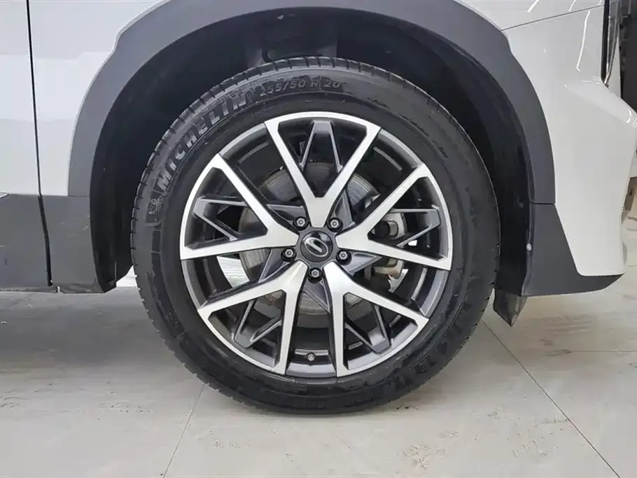 GAC Motor Trumpchi GS8 — фото 3