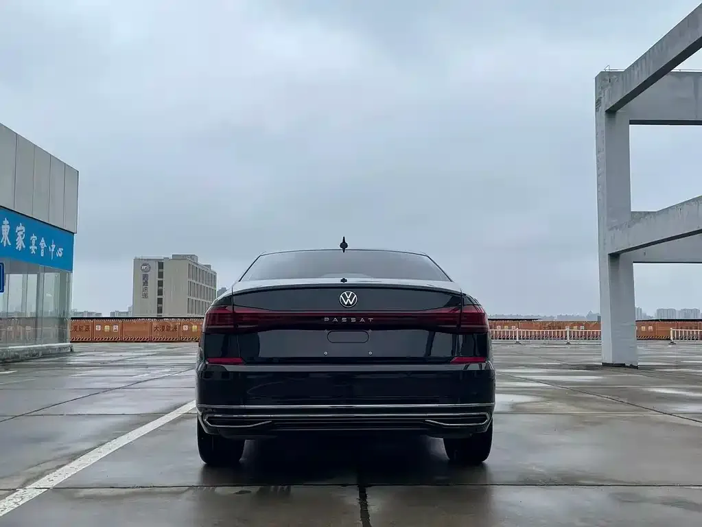 Volkswagen Passat — фото 2