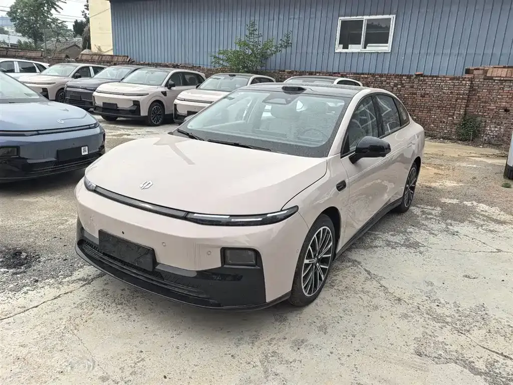 Leapmotor B01