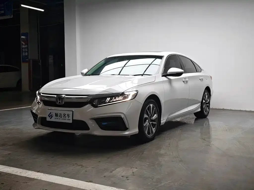 Honda Inspire — фото 1