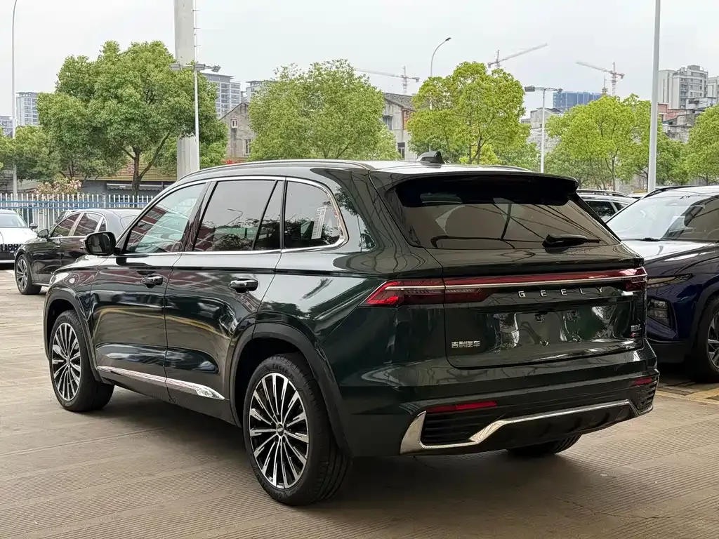 Geely Xingyue L — фото 9