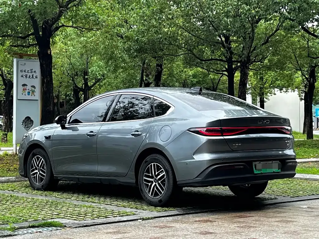 BYD Seal 05 DM-i 2025 из CN, фото 3