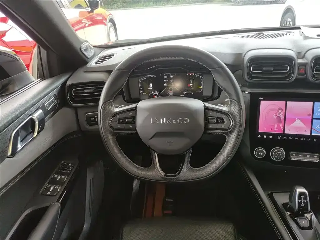 Lynk & Co 02 Hatchback 2023 из CN, фото 7