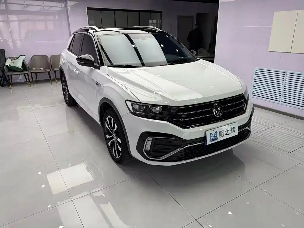 Volkswagen T-Roc — фото 4