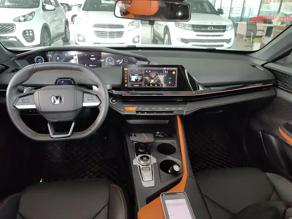 Changan UNI-V 2023 из CN, фото 3