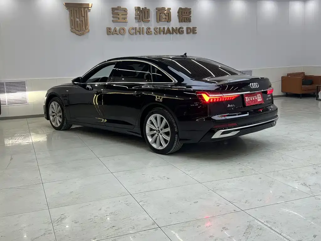 Audi A6L 2023 из CN, фото 3