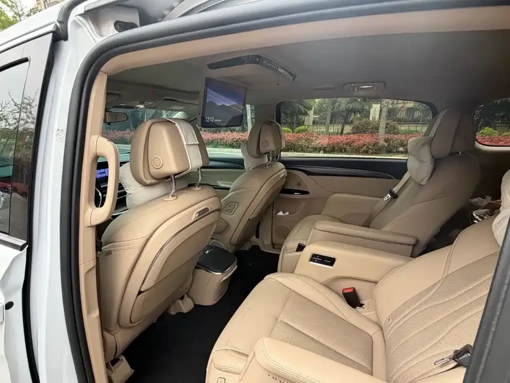 Buick GL8 Hybrid 2025 из CN, фото 3