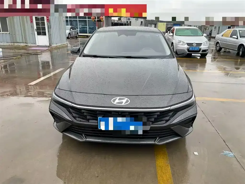 Hyundai Elantra — фото 3