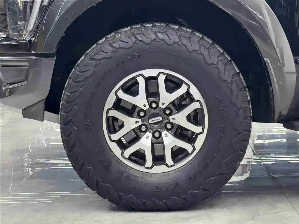 Ford F-150 Raptor — фото 7