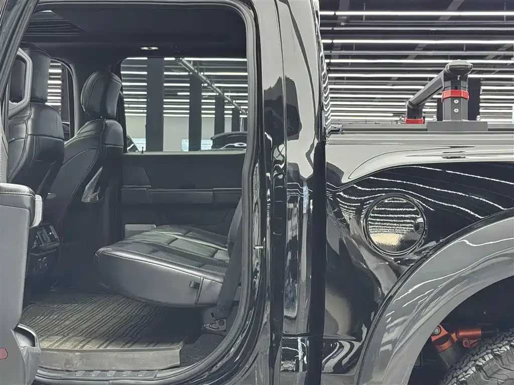 Ford F-150 Raptor — фото 10