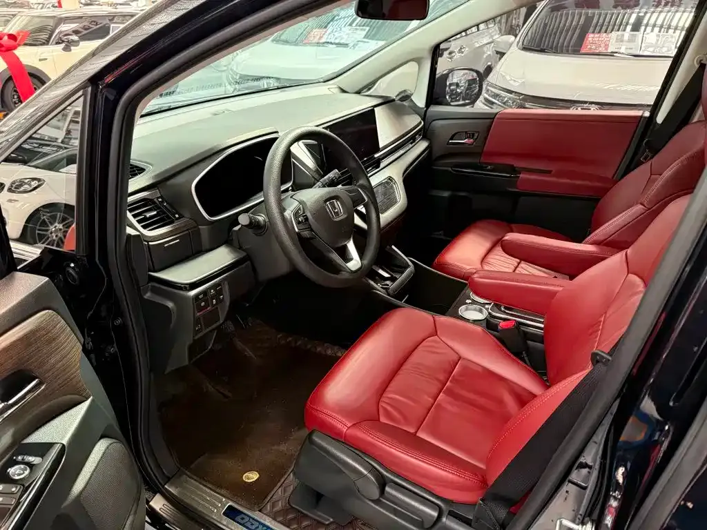 Honda Odyssey 2024 из CN, фото 5