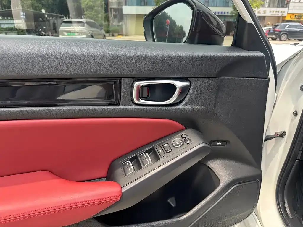 Honda Civic — фото 3