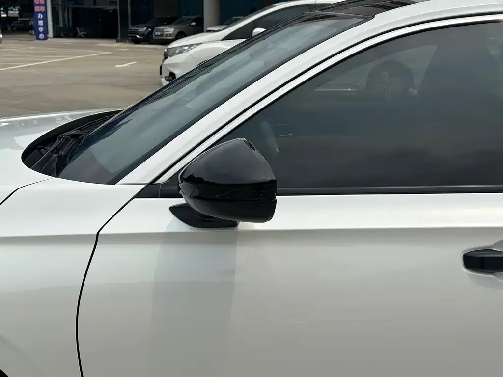 Honda Civic — фото 7