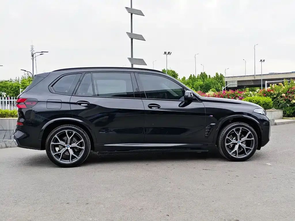 BMW X5 — фото 2