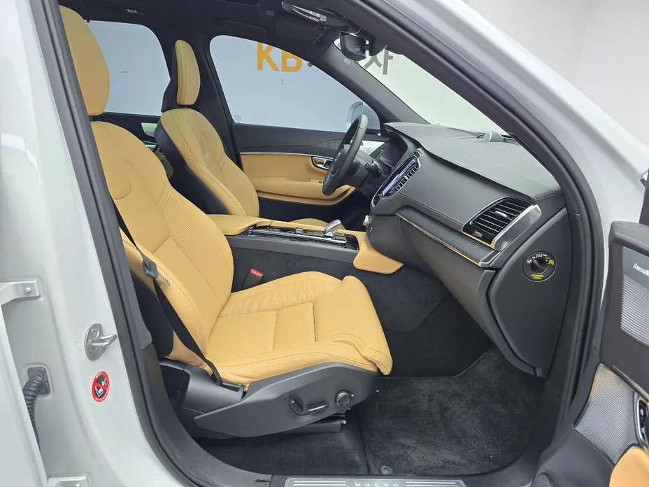 Volvo XC90 2025 из KR, фото 6