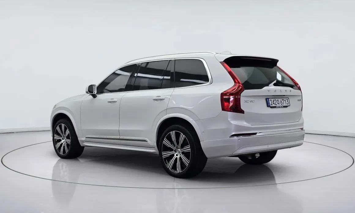 Volvo XC90 2025 из KR, фото 3
