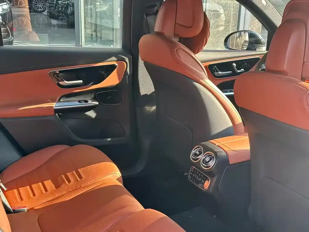 Mercedes-Benz GLC PHEV 2025 из CN, фото 3
