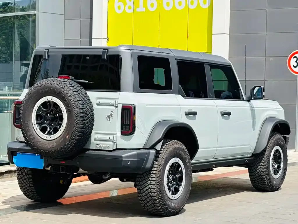 Ford Bronco 2024 из CN, фото 5