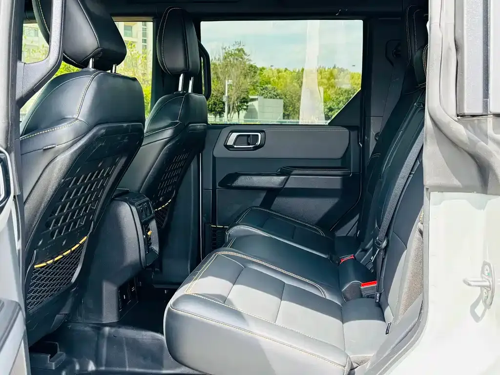 Ford Bronco 2024 из CN, фото 2