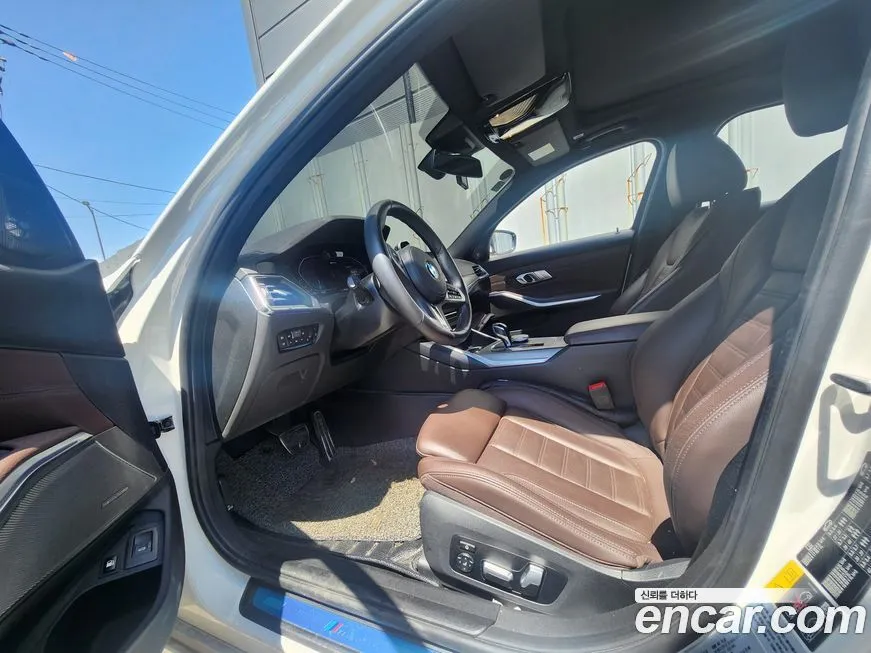 BMW 3-Series 2021 из KR, фото 3