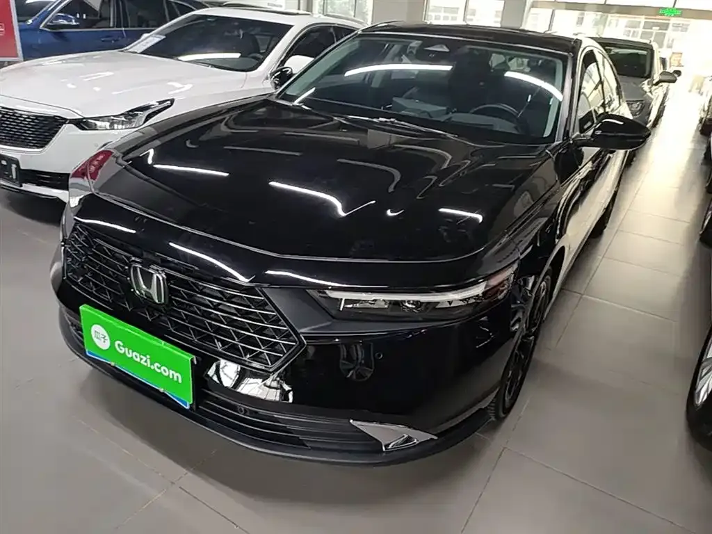 Honda Accord — фото 7