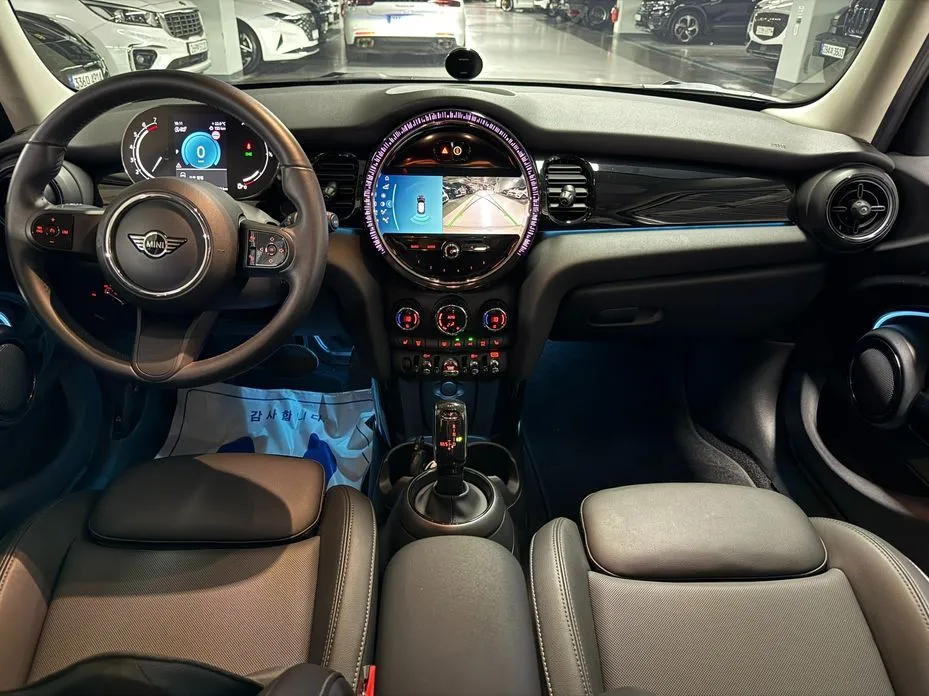 Mini Cooper 2022 из KR, фото 10