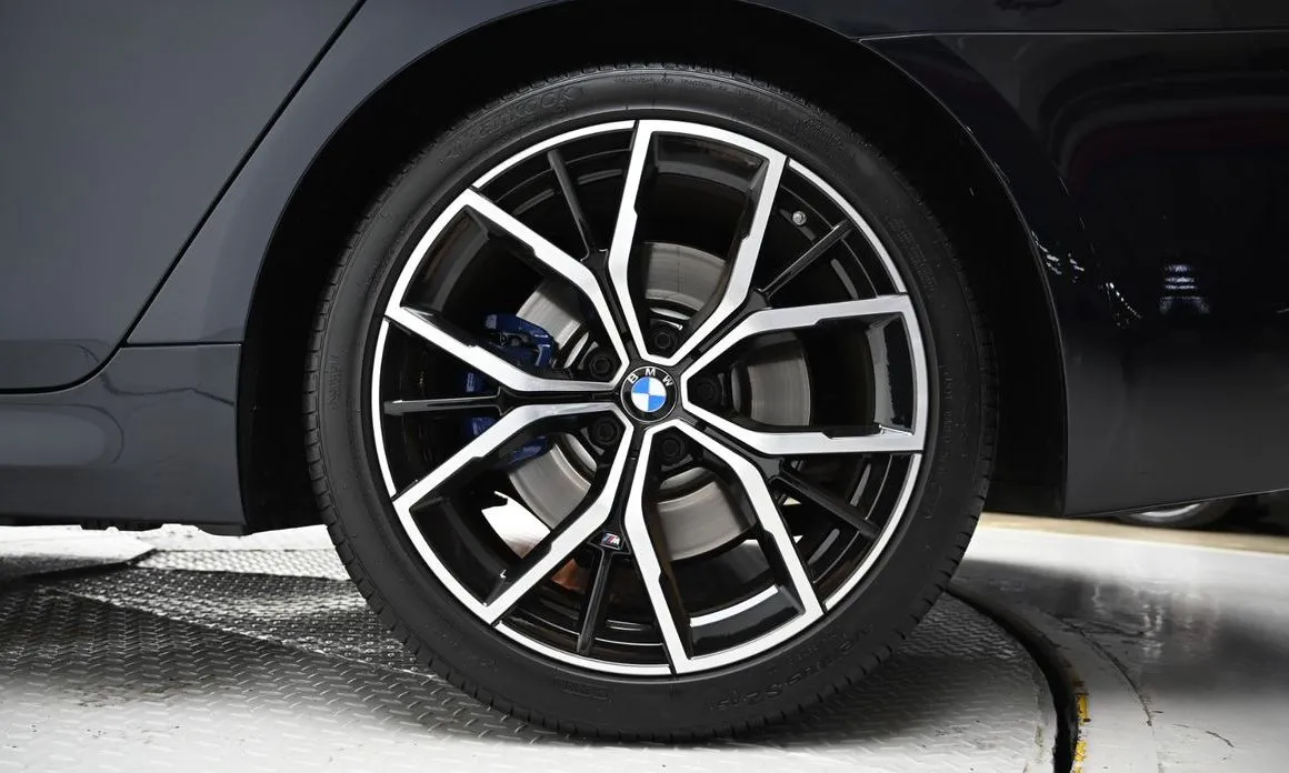 BMW 5-Series 2022 из KR, фото 7
