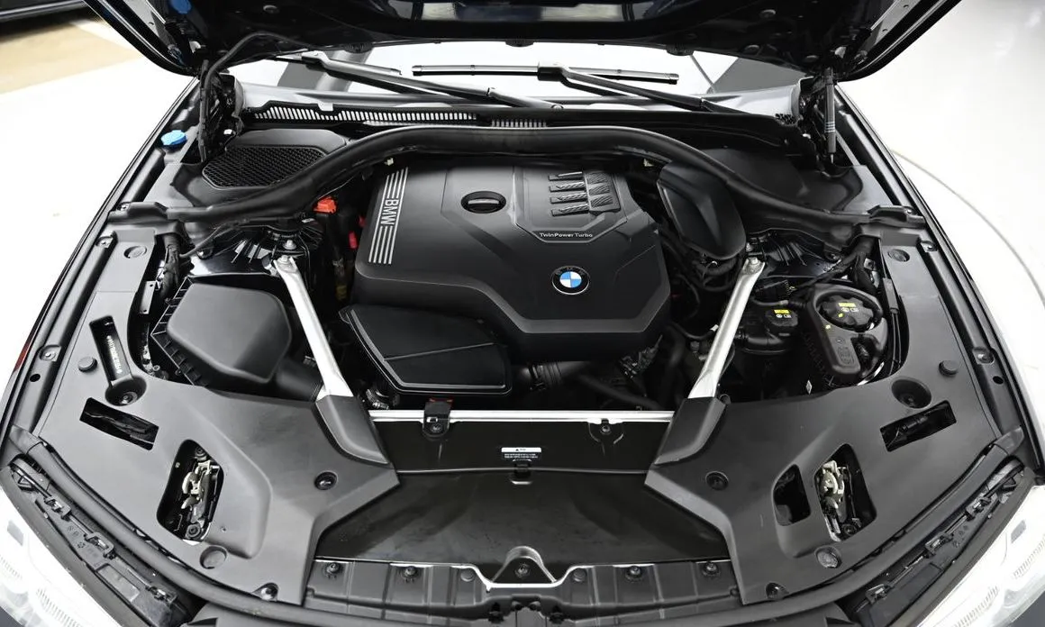 BMW 5-Series 2022 из KR, фото 8