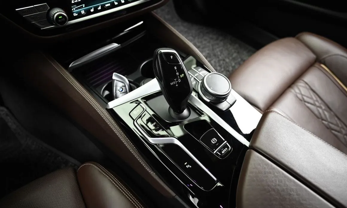 BMW 5-Series 2022 из KR, фото 10
